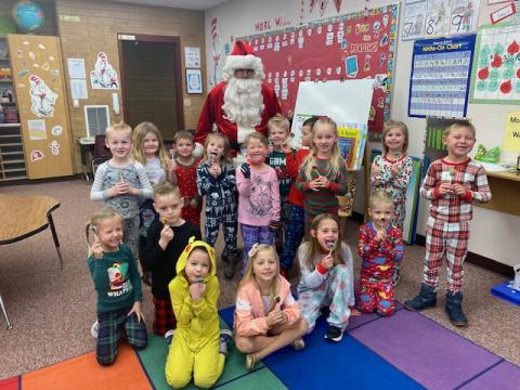 Mrs. Gunderson's class with Santa
