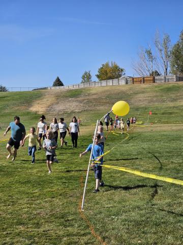 kids running